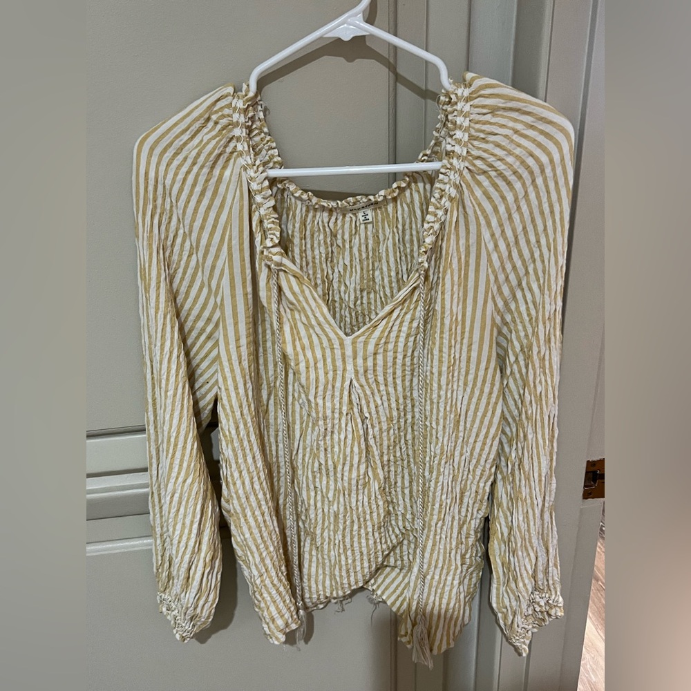 Max studio • size large • Striped Yellow & White Peasant Blouse